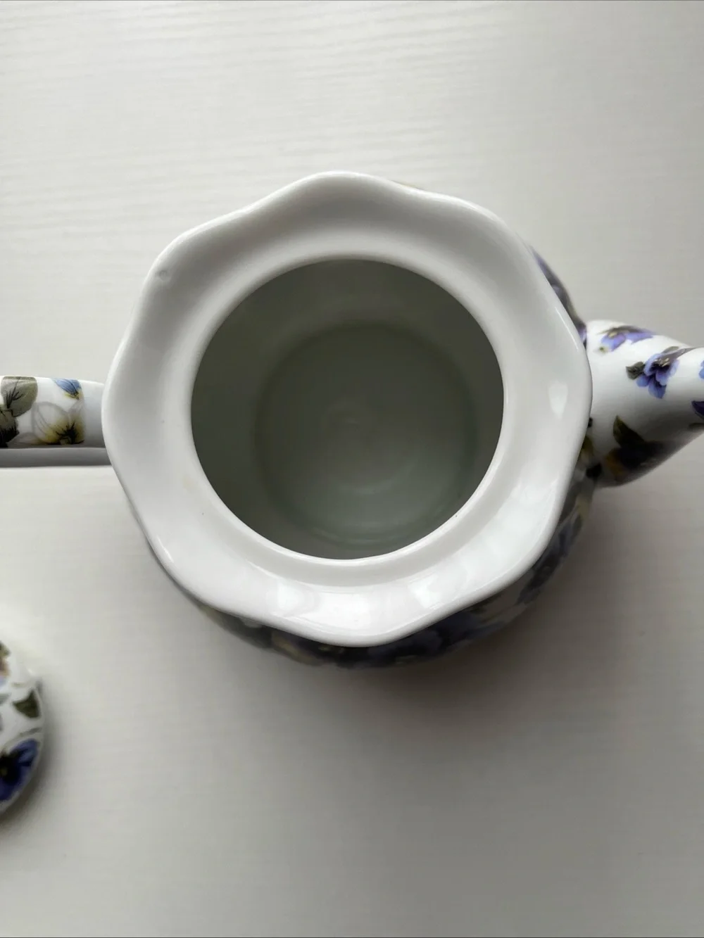 Kent Pottery brand kent